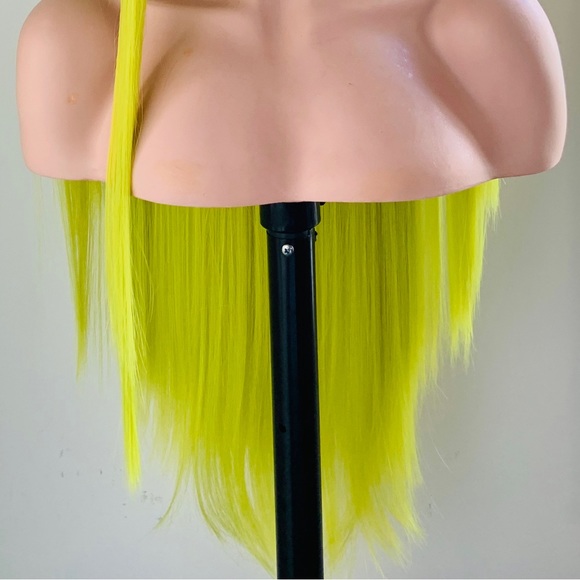 30” Long Straight Green Lemon Premium Fiber Wig with Bangs for Daily Wear/Events - Picture 9 of 11